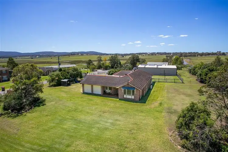 2 Joes Close, Woodville NSW 2321