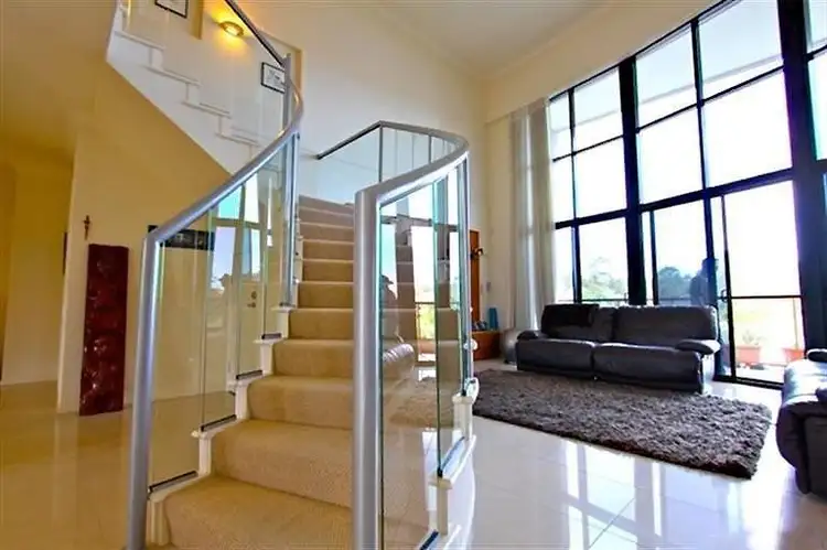 Fifth view of Homely house listing, 122 Dunlin Drive, Burleigh Waters QLD 4220