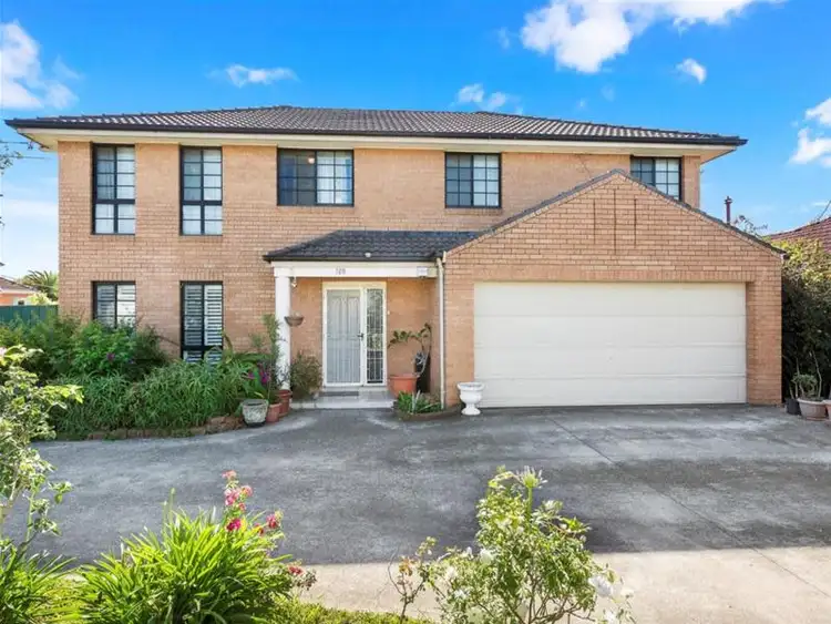 160 Roberts Road, Greenacre NSW 2190