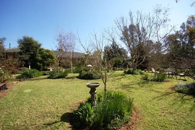 240 Mitchell Road, Lake Albert NSW 2650