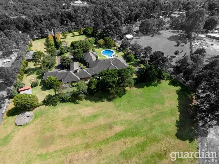 8 Emperor Place, Kenthurst NSW 2156