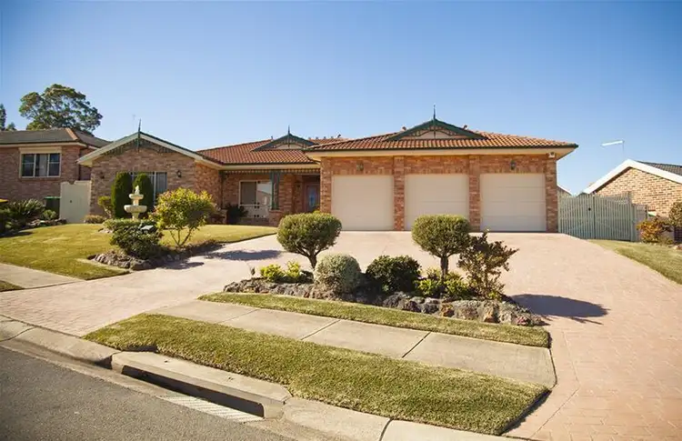 37 Lindeman Crescent, Green Valley NSW 2168