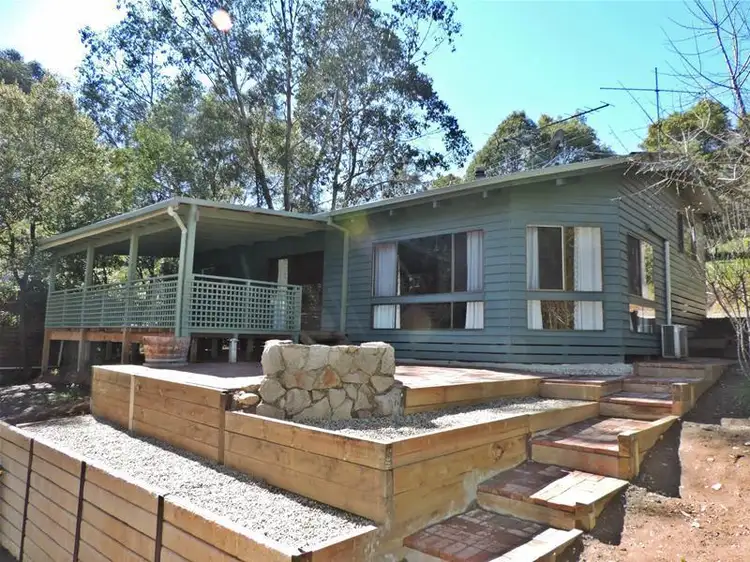 28 Crystal Brook Avenue, Porepunkah VIC 3740