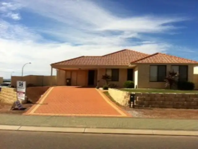 20 Iduna Road, Wandina WA 6530
