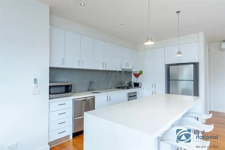 Second view of Homely unit listing, 2/139 Fortescue Avenue, Seaford VIC 3198
