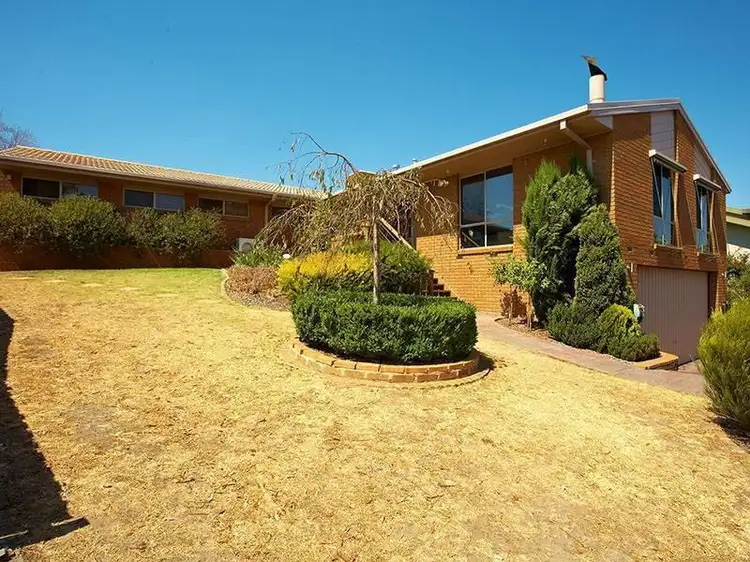 49 Waterview Court, Croydon Hills VIC 3136