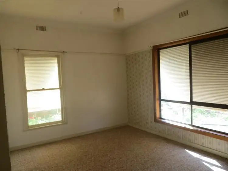 Fourth view of Homely house listing, 9 Loddon Avenue, Red Cliffs VIC 3496