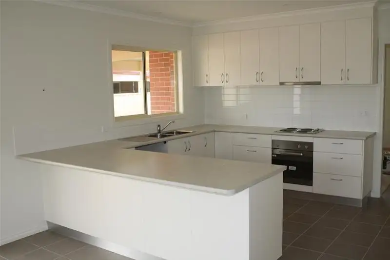 Main view of Homely townhouse listing, 2/6 Golden Grove, Red Cliffs VIC 3496