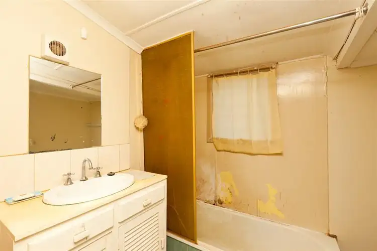 Fifth view of Homely house listing, 12 Pearl Avenue, Mildura VIC 3500