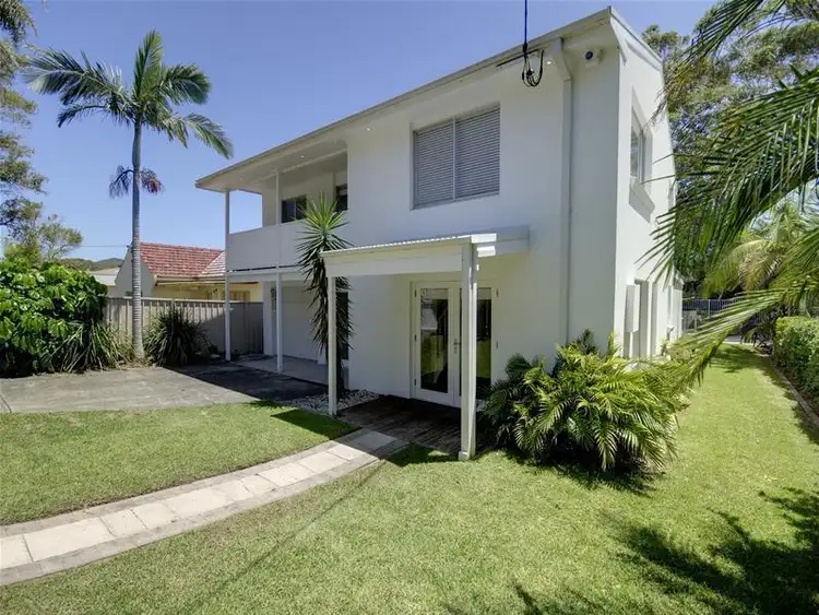 25 Tomaree Road, Shoal Bay NSW 2315