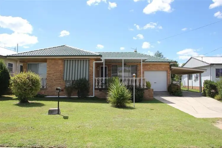 48 High Street, Tenterfield NSW 2372