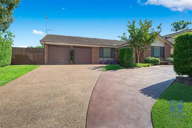 12 Mannix Place, Quakers Hill NSW 2763