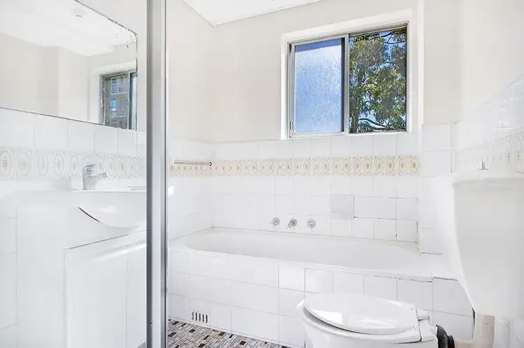Fifth view of Homely apartment listing, 14/58 Pacific Parade, Dee Why NSW 2099