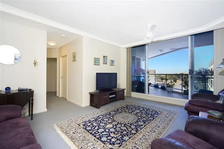 Fourth view of Homely unit listing, 401/910 Pittwater Road, Dee Why NSW 2099