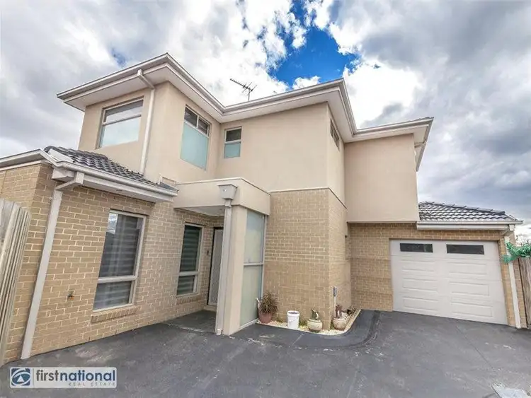 2/1417 Pascoe Vale Road, Meadow Heights VIC 3048
