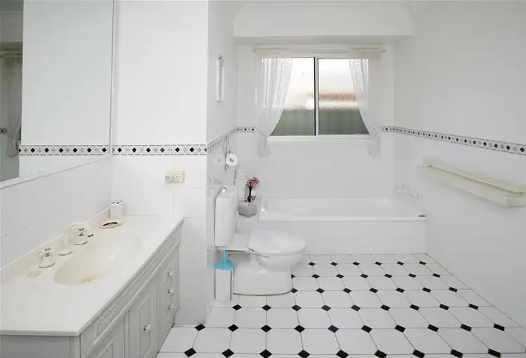 Third view of Homely house listing, 41 Yentoo Drive, Wagga Wagga NSW 2650