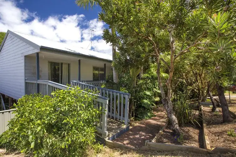 9 Mulgowrie Street, Malua Bay NSW 2536