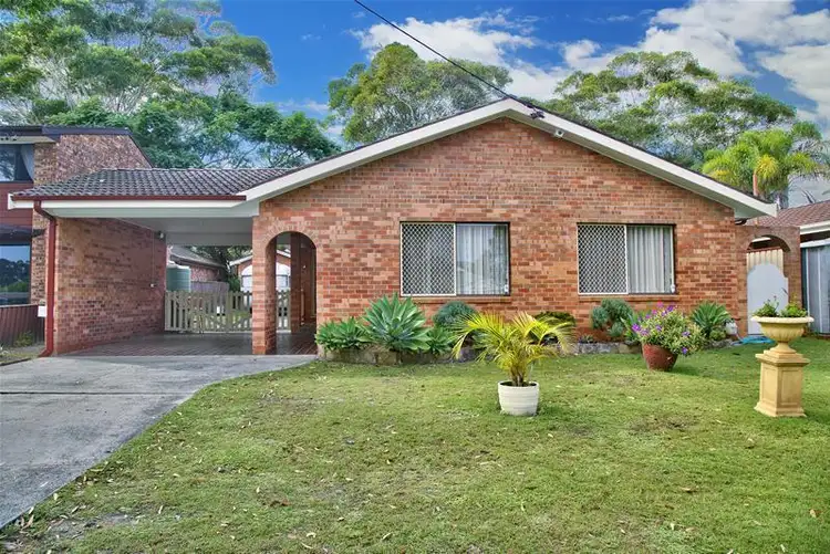 20 Bias Avenue, Bateau Bay NSW 2261