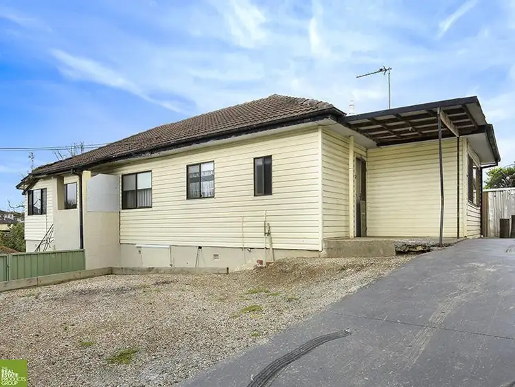 21 McGovern Street, Cringila NSW 2502
