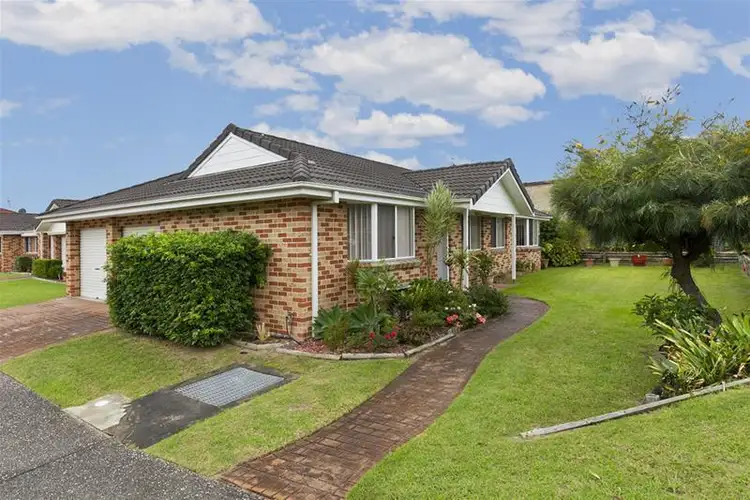 Main view of Homely villa listing, 6/17 Davenport Road, Shoalhaven Heads NSW 2535