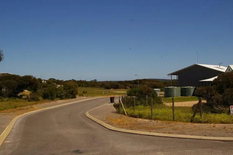 Section/1172 Currawong Court, Marion Bay SA 5575