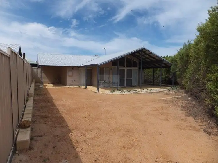 16 ELIZABETH Way, Jurien Bay WA 6516