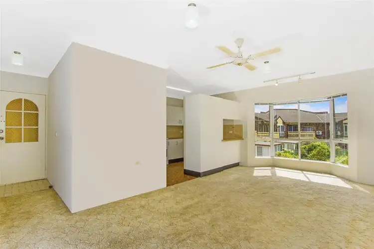 Third view of Homely unit listing, 10/15 Lorraine Avenue, Berkeley Vale NSW 2261