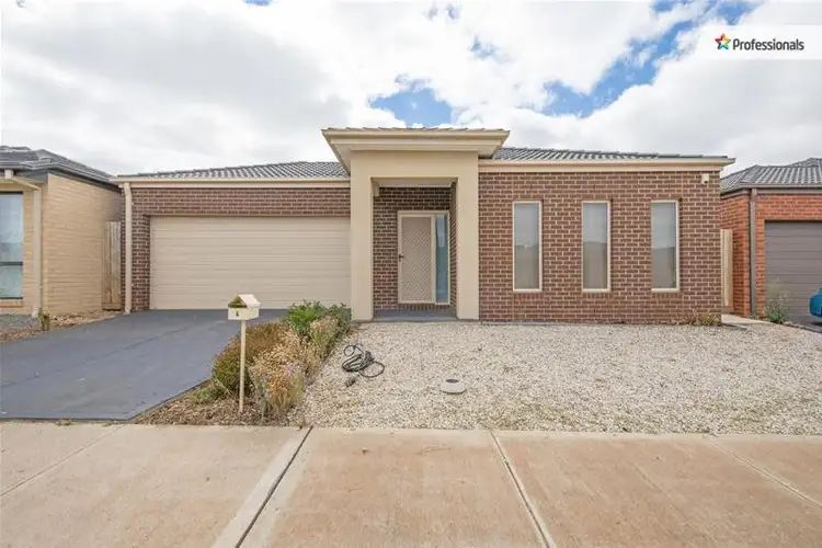 4 Medina Court, Melton West VIC 3337