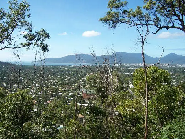 292 The Peak Road, Brinsmead QLD 4870