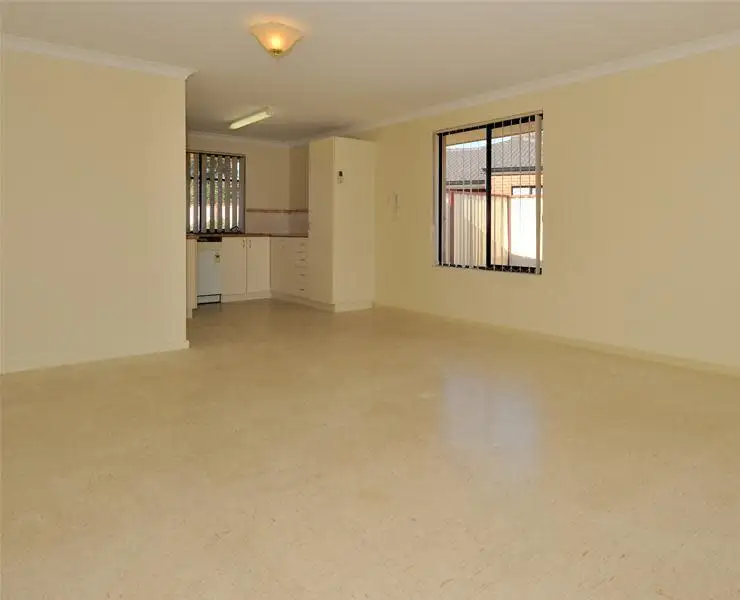 Fifth view of Homely villa listing, 8/22 Avon Crescent, Viveash WA 6056