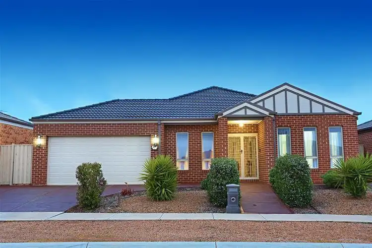 18 Blossom Avenue, Melton West VIC 3337