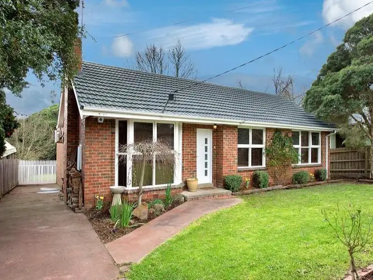 Second view of Homely house listing, 7 Paris Avenue, Croydon South VIC 3136