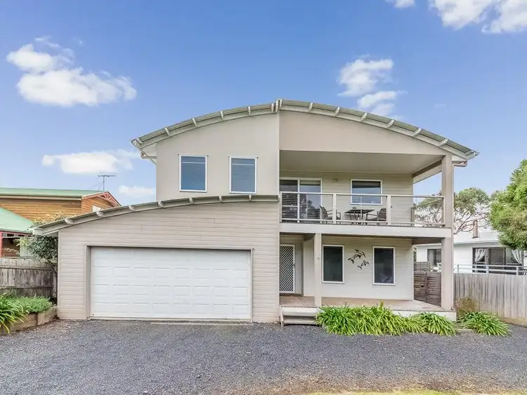 10 Dolphin Drive, Smiths Beach VIC 3922