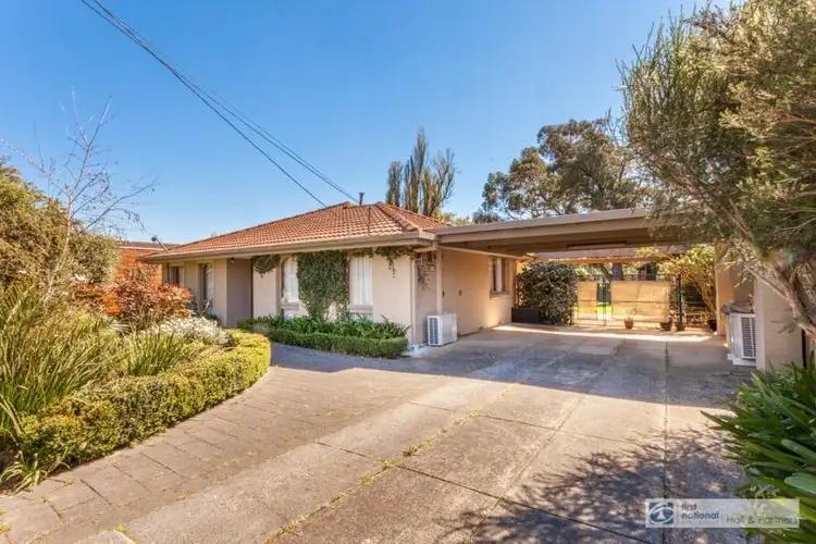 100 Somerset Drive, Dandenong North VIC 3175
