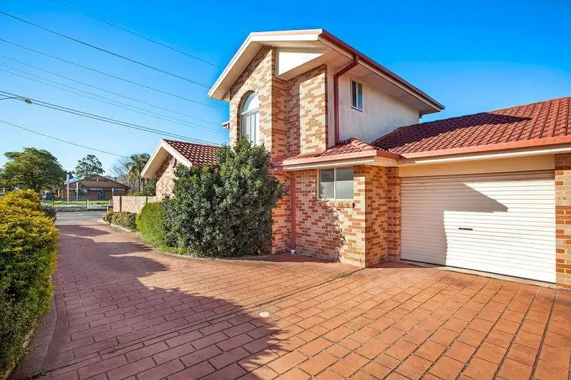 Main view of Homely townhouse listing, 182 Wyong Road, Killarney Vale NSW 2261