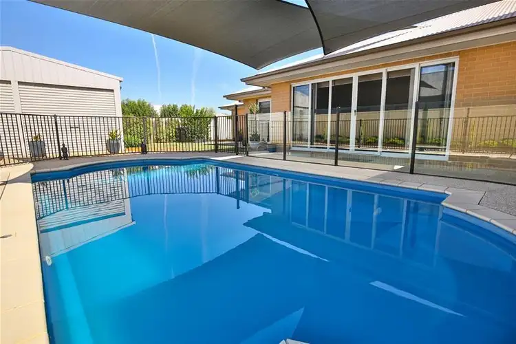 10 Freshwater Court, Mildura VIC 3500