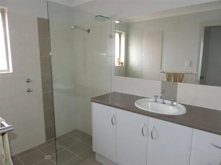 Sixth view of Homely house listing, 5 Greenlands Drive, Murray Bridge SA 5253
