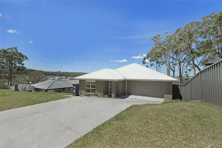 2 Santa Maria Close, Cameron Park NSW 2285