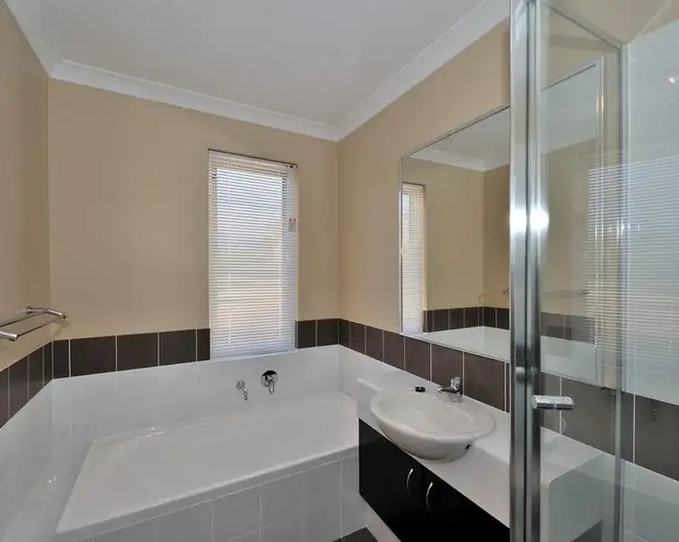 Seventh view of Homely villa listing, 4/6 Margaret Street, Midland WA 6056
