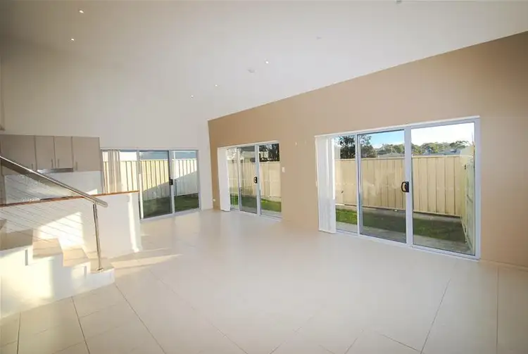 5/27E Gowlland Crescent, Callala Bay NSW 2540