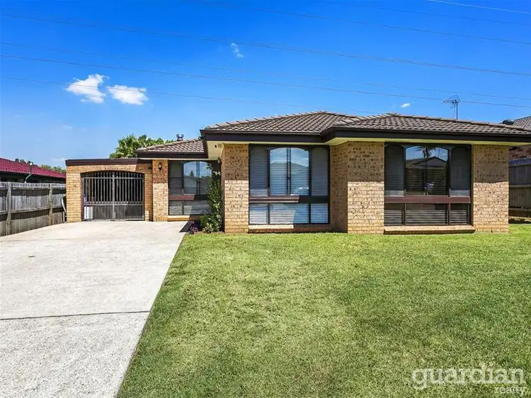 7 Beverly Place, Plumpton NSW 2761