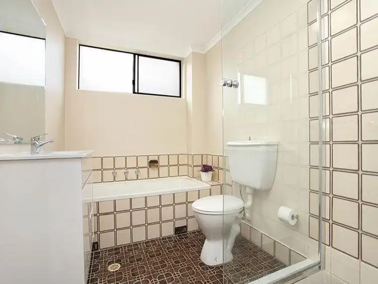 Fourth view of Homely unit listing, 33/215 Pacific Highway, Hornsby NSW 2077