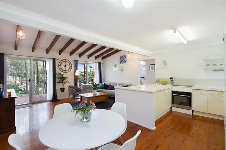 16 Kaffia Court, Elanora QLD 4221