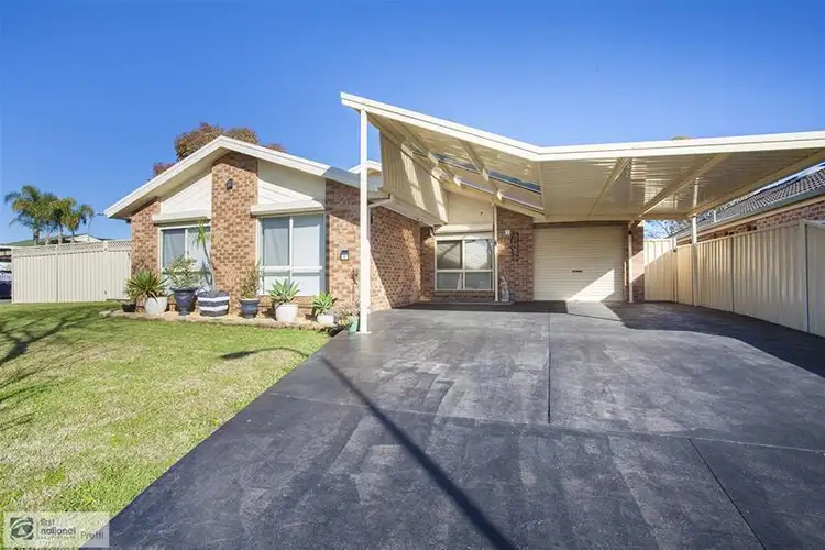 7 Gosling Avenue, Green Valley NSW 2168