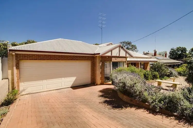 18 Grey Street, Northam WA 6401