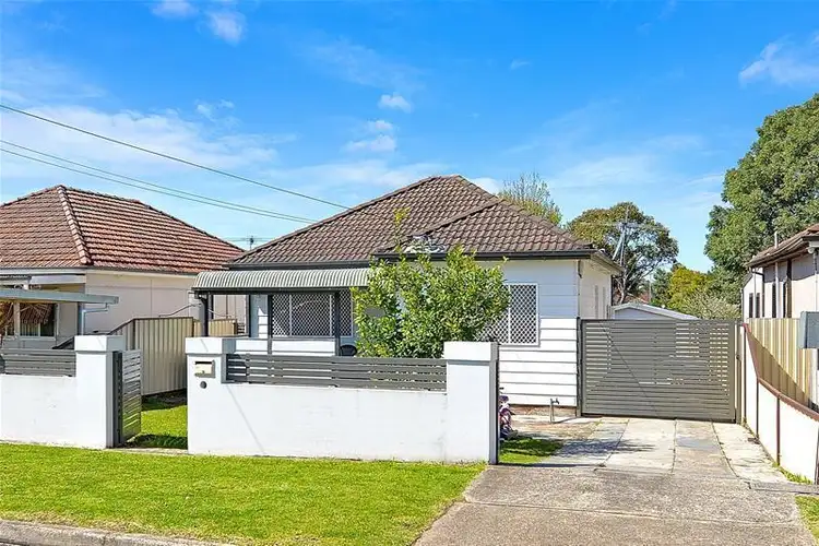 33 Dorothy Street, Chester Hill NSW 2162