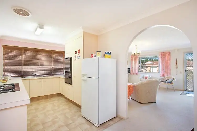 Fifth view of Homely semi-detached listing, 2/17 Elwood Court, Burleigh Waters QLD 4220