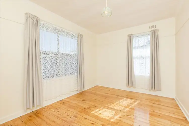 Sixth view of Homely house listing, 11 Kauri Street, Red Cliffs VIC 3496