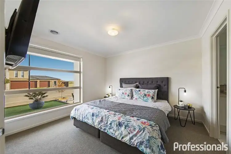 Second view of Homely house listing, 16 Kennedy Drive, Plumpton VIC 3335