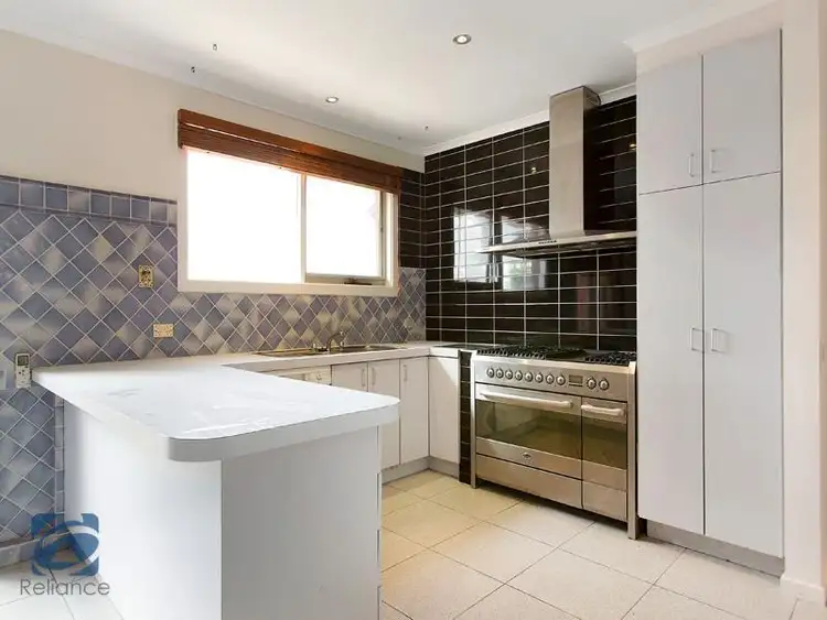 Seventh view of Homely house listing, 10 Munro Close, Hampton Park VIC 3976